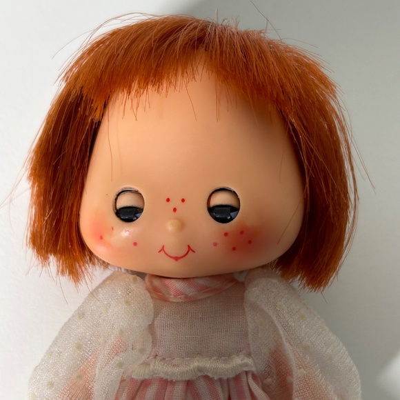 Vintage 80s Kenner Strawberry Shortcake Sweet Sleeper Doll (18B) - Picture 3 of 11